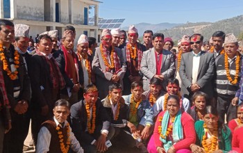 बैतडीको शिवनाथमा समाजवादी नेता साउँद सहित १५६ जना एमालेमा प्रवेश